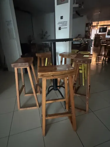 Linda Banqueta madeira