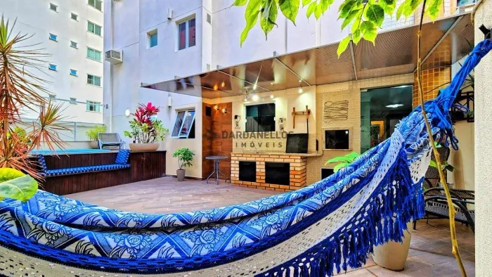 Apartamento garden com terraço e piscina privativa, 2 suítes, 2 vagas.