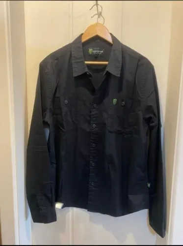 camisa monster energy original <br>manga longa <br>tamanho m<br>sem uso
