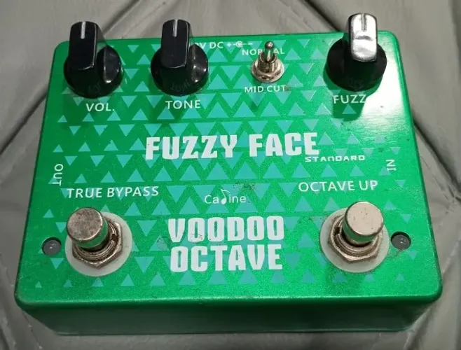 Pedal Caline Fuzzy Face Voodoo Octave