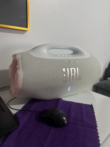 BOMBOX JBL 4