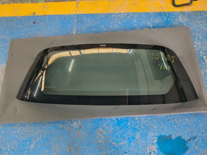 Vigia vidro traseiro ford Ka 