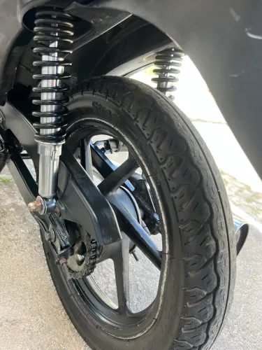 Muito nova a moto 