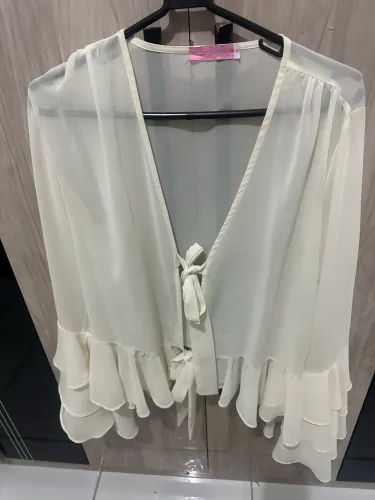 Blusa Elegante em Crepe - veste M/G