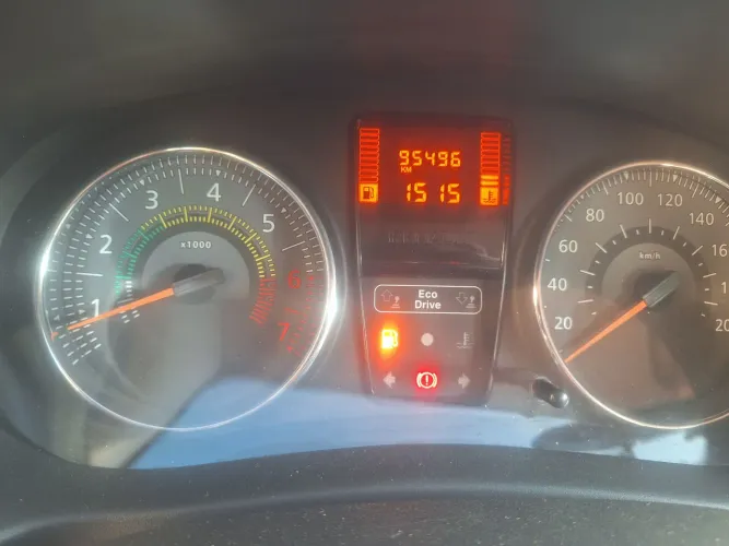 Renault Clio Rn/alize/expr./1.0 Hi-power 16V 5P 2015