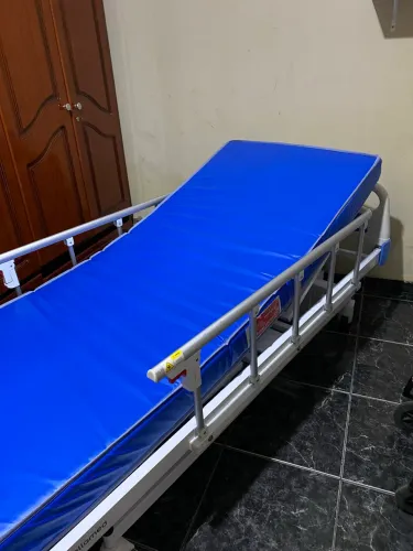 Vende-se cama hospitalar Manual