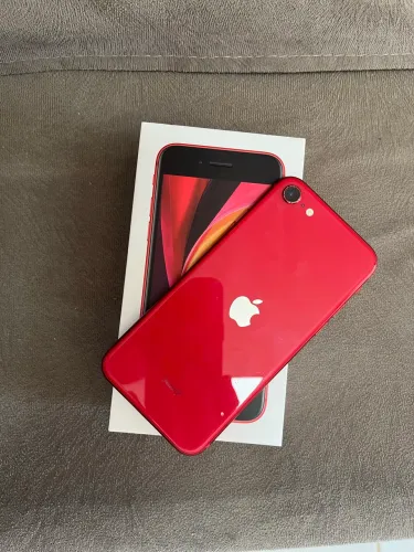 iPhone SE (64GB) RED 