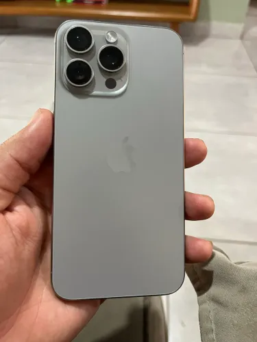 iPhone 15 PRO MAX 256 GB todo original R$3.300