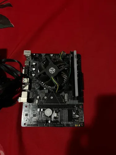 Kit i3 8100f