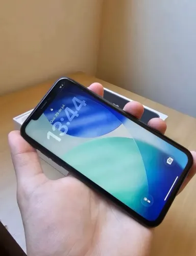 iPhone 11 64 gb Preto