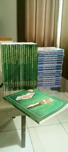 Livros e CDs de teologia