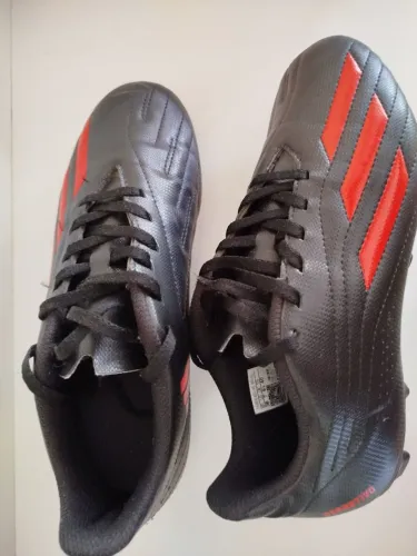 Chuteira de campo Adidas original Tam 38 nova