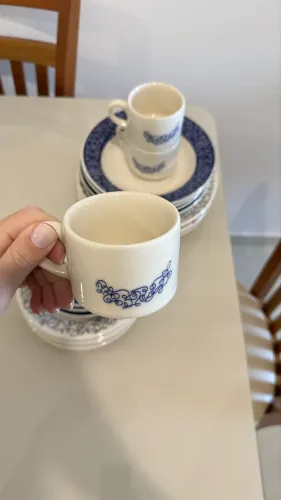 Jogo de jantar e café em porcelana