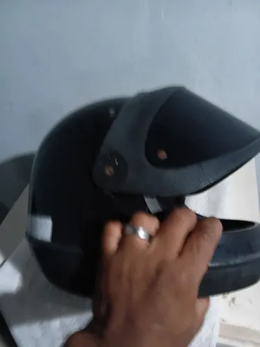 Capacete 30 reas