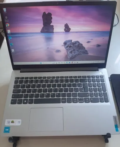 Vendo Notebook Lenovo