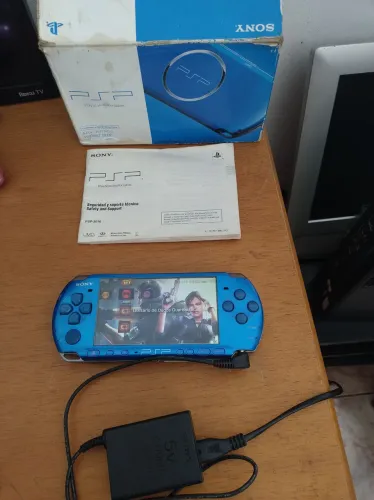 PSP Índigo Azul Funcionando perfeitamente Na Caixa Desbloqueado Aceitamos OLX PAY 