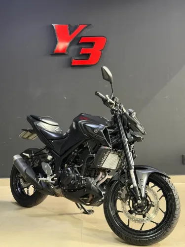 MT-03 321/ABS  PRETA 2021/2022