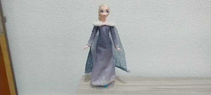Boneca Elsa - Frozen - Hasbro