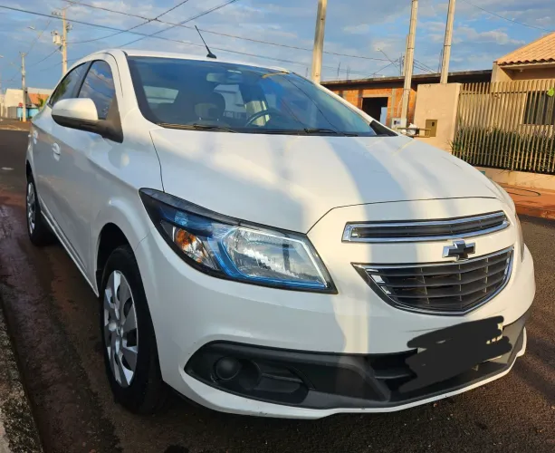 Chevrolet Onix Hatch LT 1.4 8V Flex Power Aut. 4P 2014