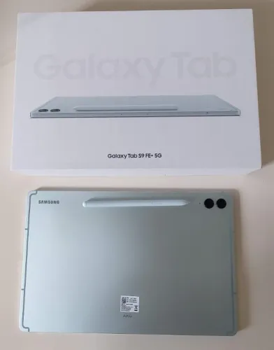 Galaxy Tab Samsung S9 FE+ 5G 128GB - R$ 2750,00