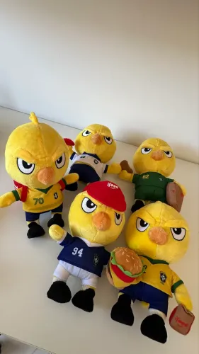 Coleção Canarinhos IFood 2026