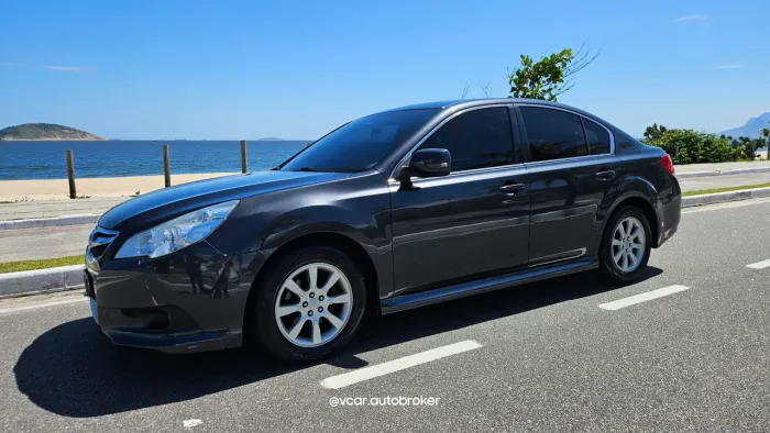 SUBARU - Legacy 2011 2.0 aut. // 54.000km + 26 pago !!!