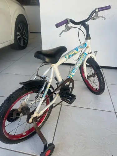 Bicicleta usada aro 14
