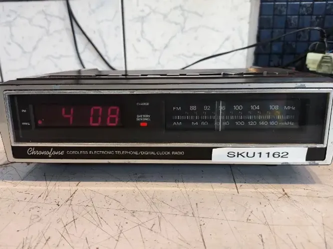 Radio Shack Chronofone ET-380 - rádio relógio eletrônico digital AM/FM LEIA A DESCRIÇÃO