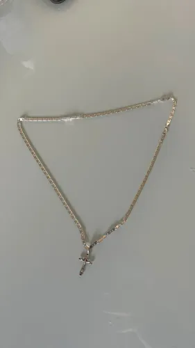 Corrente de prata piastrine com pingente cruz em prata
