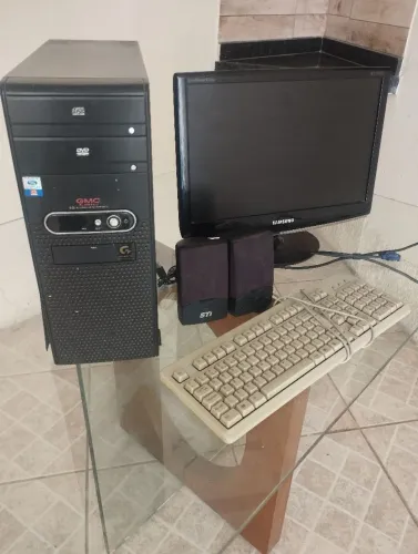 Tela Samsung 20 polegadas+ CPU 