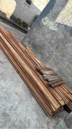 Material de construção madeira