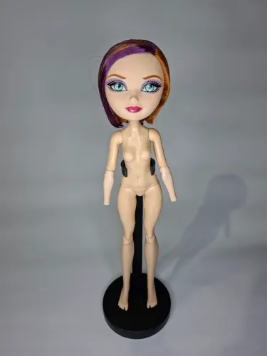 Boneca Ever After High Poppy O'Hair Dragon Games Original Mattel