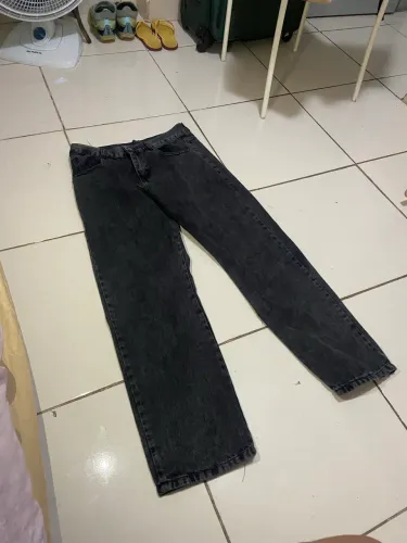 Vendo calça de marcas famosas !