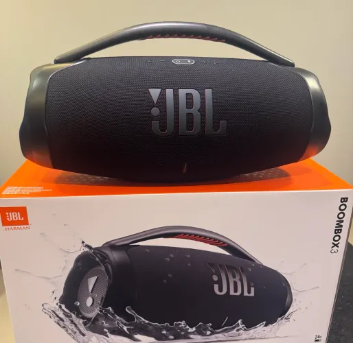 Vendo JBL Bomboox 3 Original (com 15 dias de uso)