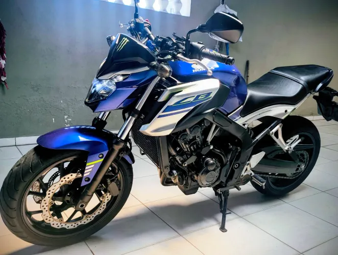 Honda CB650 F 2018 impecável 