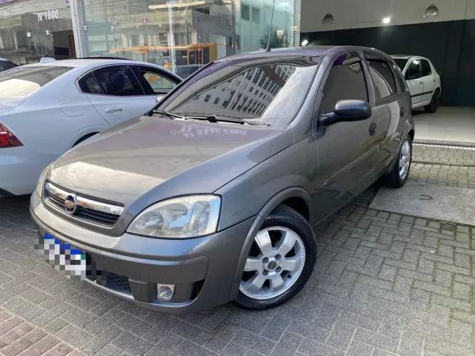 Chevrolet Corsa Hat. Maxx 1.4 8V Econoflex 5P 2011