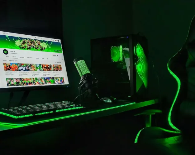 Setup gamer completo FULL RGB + volante é opcional