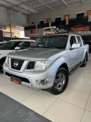 Nissan Frontier S CD 4X4 2.5 TB Diesel 2014