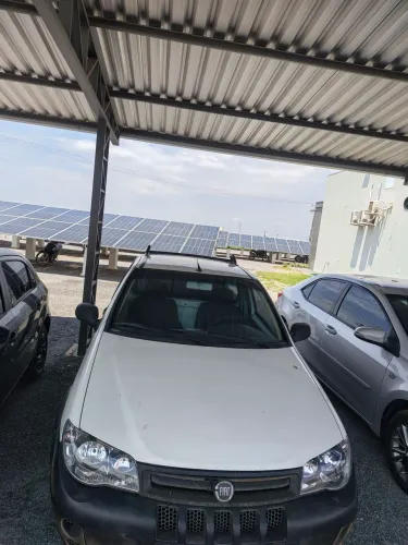 Fiat Strada 1.4 MPI Fire Flex 8V CE 2012