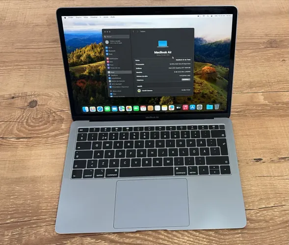 MacBook Air 13" (2019)