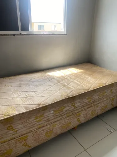 Cama de solteiro