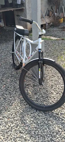 Bicicleta barra forte
