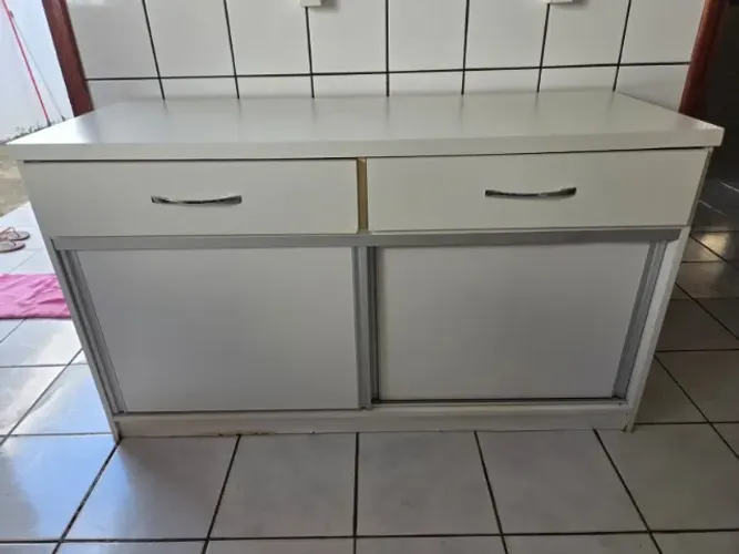 Armário planejado 2 portas + 2 gavetas