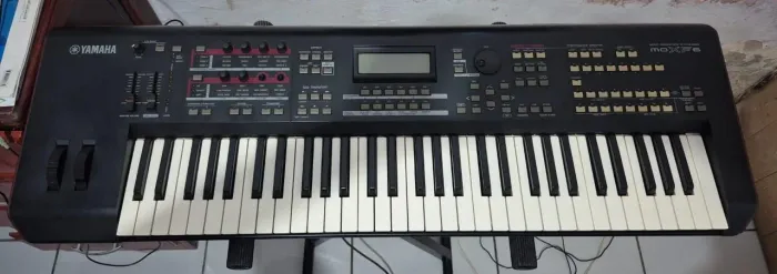 Yamaha moxf6