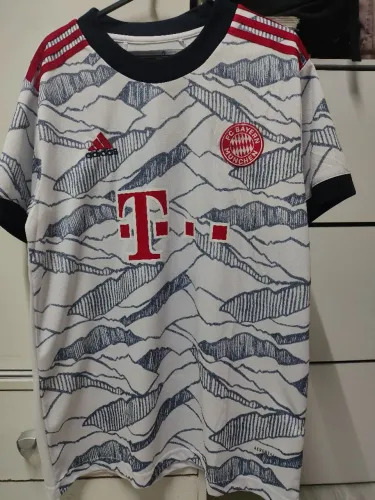 Camisa Original Bayern de Munique Third 2021/22 - Tam. M