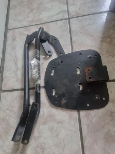 Suporte Baú bagageiro Nmax 160 2019