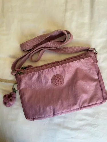 Bolsa kipling lilás