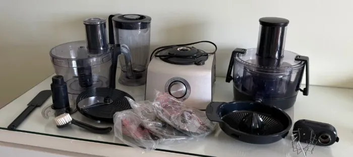 Multiprocessador com centrifuga de sucos 1000w 127v philips walita