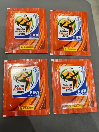 Kit com 4 Envelopes Figurinhas Copa do Mundo 2010 versão Italy - lacrados