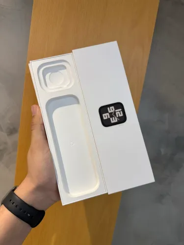 Caixa Apple Watch SE 2 40MM Estelar